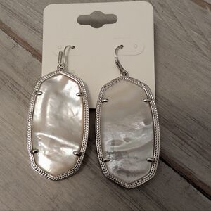 Kendra Scott Danielle Earrings Silver And Ivory Mother Of Pearl